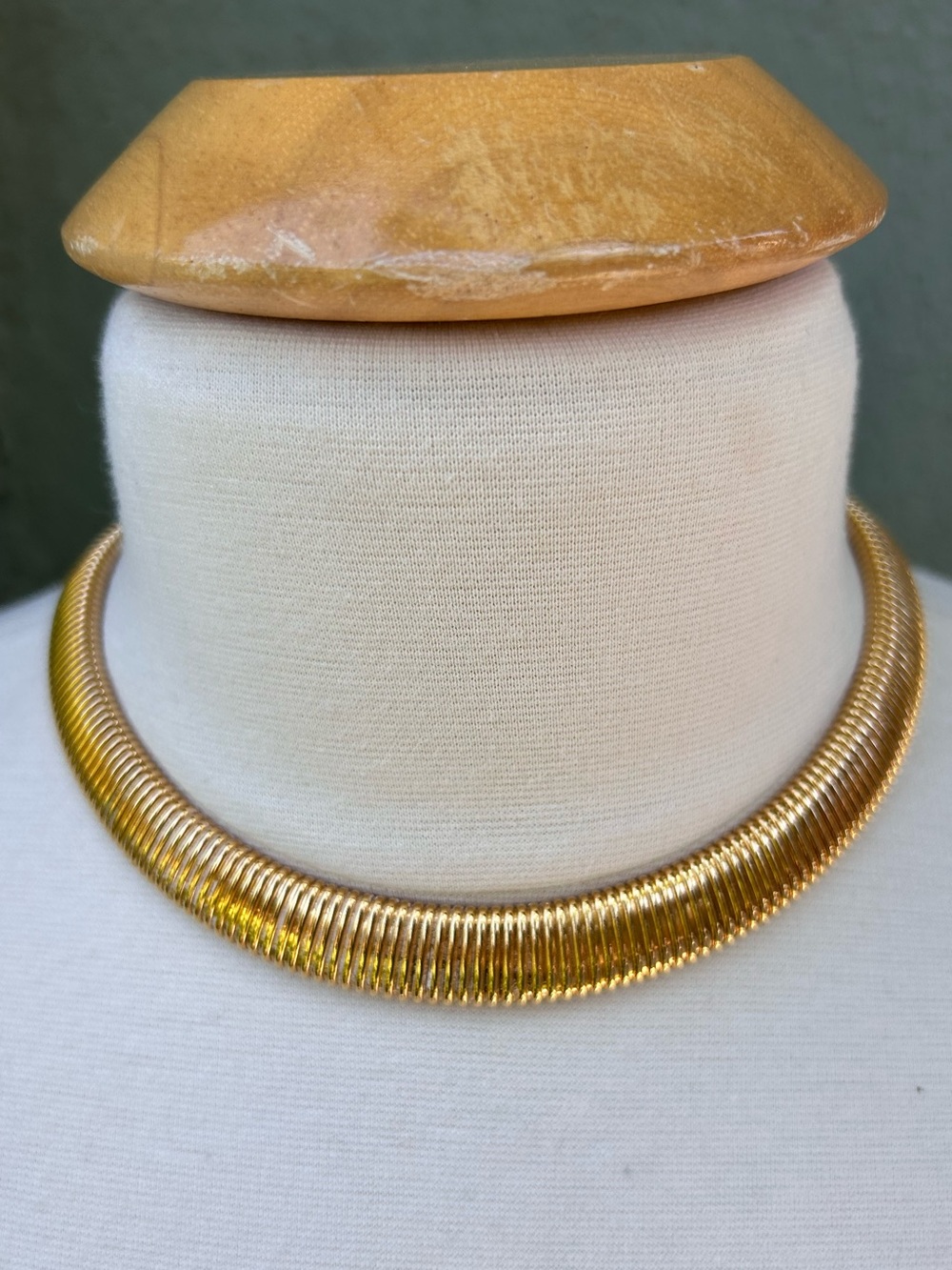 Monet Vintage Collar Choker in Gold